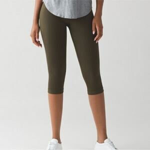 Lululemon Flow & Go Crop SEE MEASUREMENTS